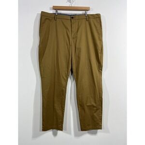 Old Navy Athletic Taper Built-In Flex Chino Pants Mens 44x32 Brown Utility